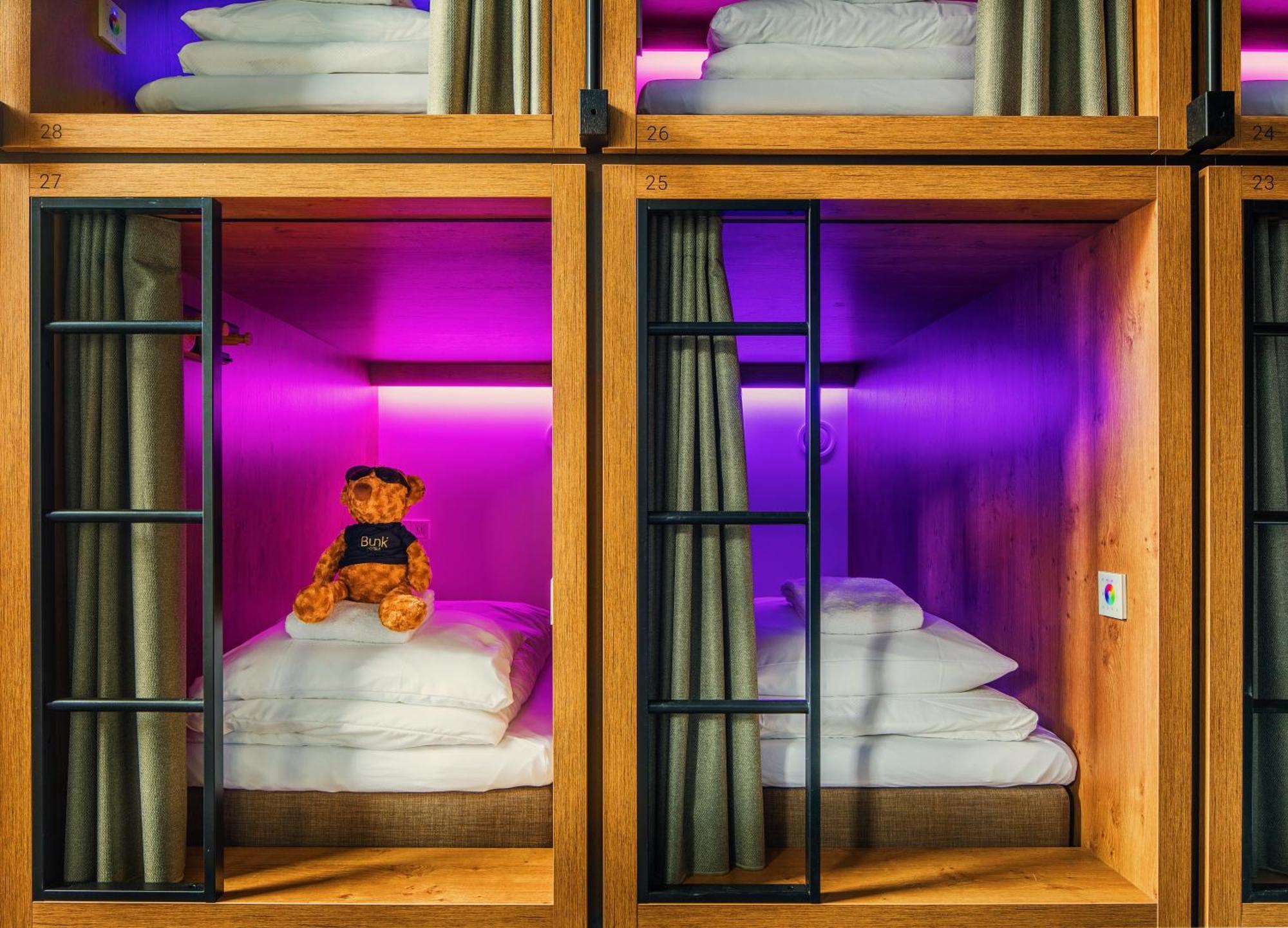 Bunk Hostel Амстердам Екстериор снимка