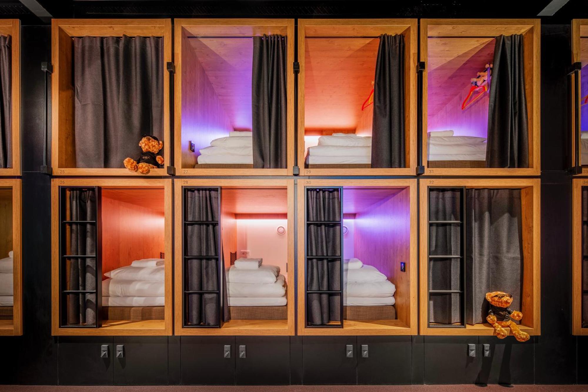 Bunk Hostel Амстердам Екстериор снимка