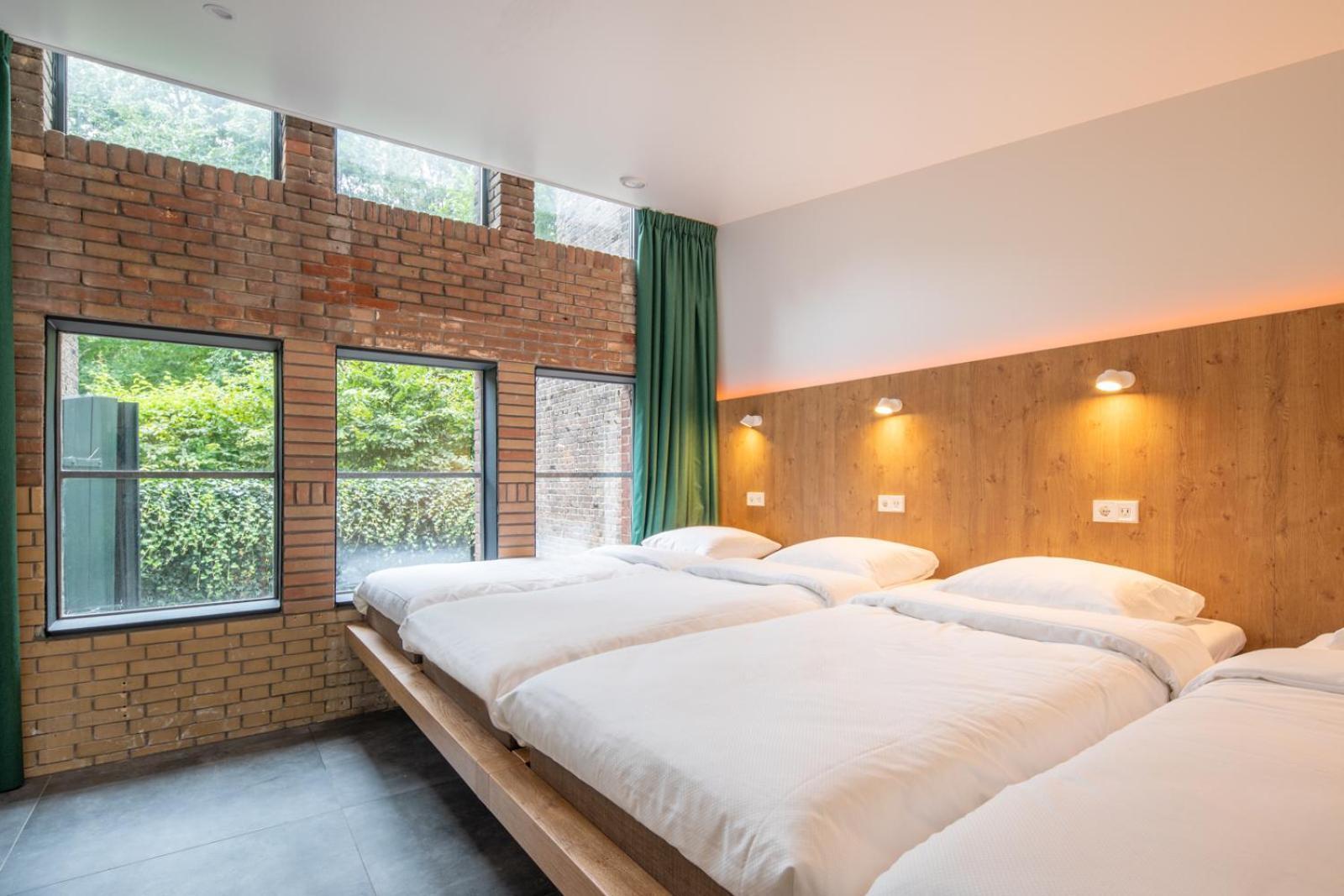 Bunk Hostel Амстердам Екстериор снимка