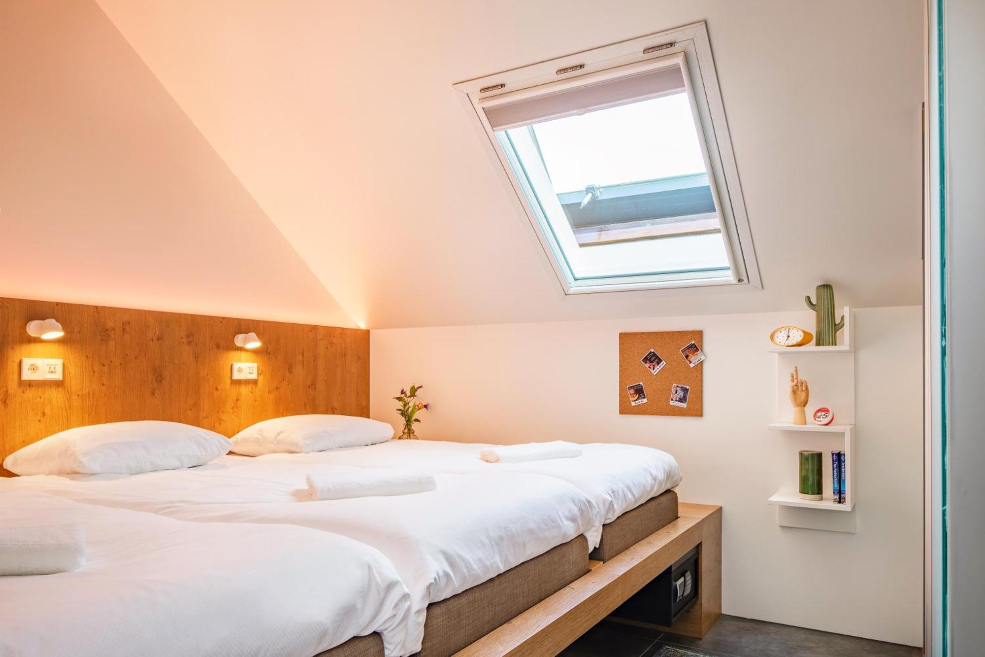 Bunk Hostel Амстердам Екстериор снимка