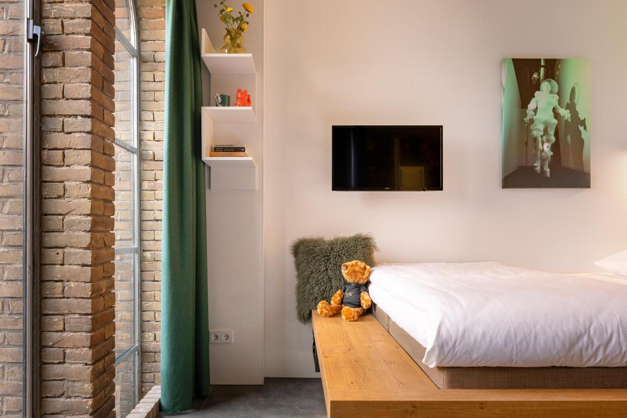 Bunk Hostel Амстердам Екстериор снимка