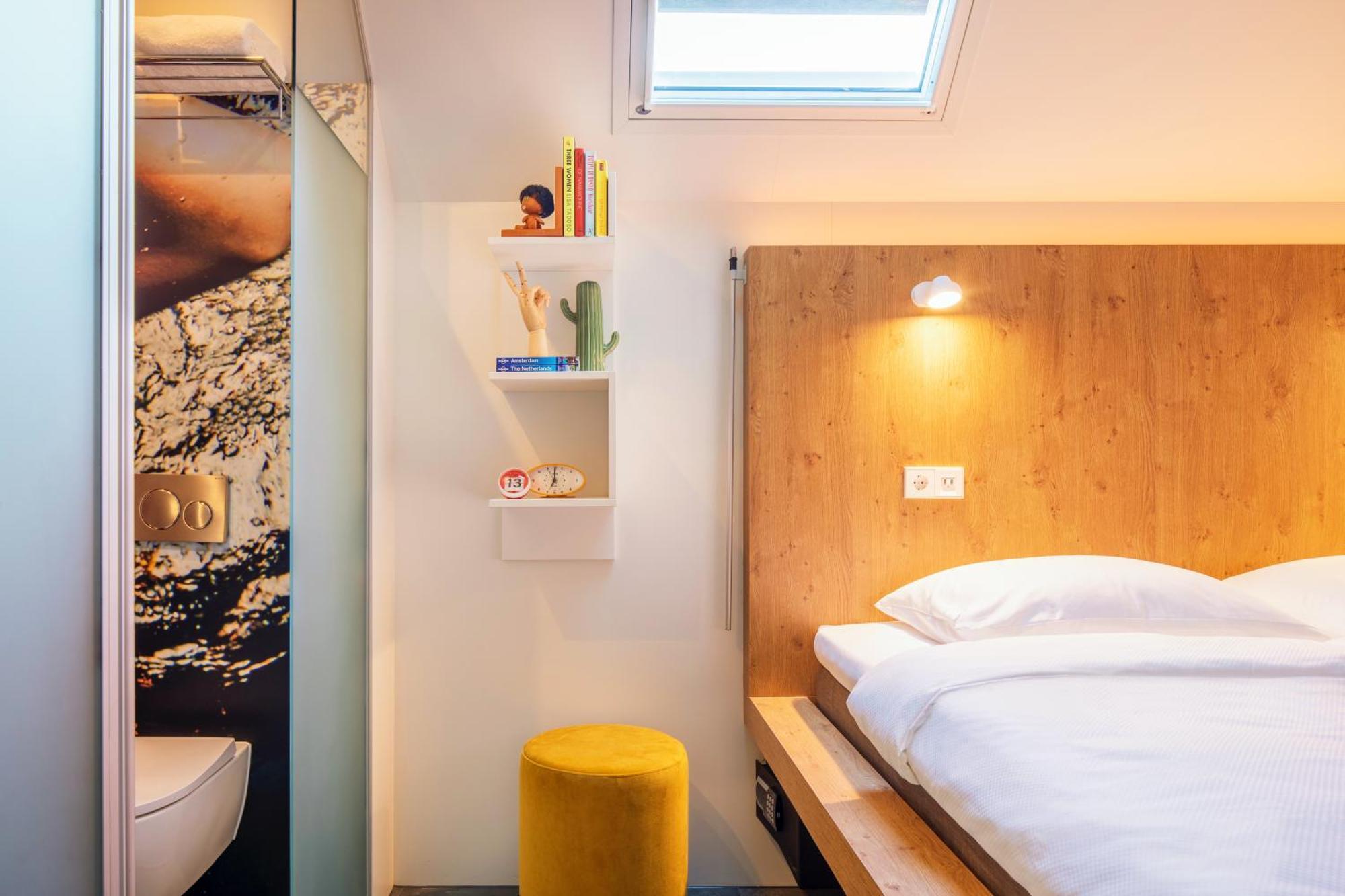 Bunk Hostel Амстердам Екстериор снимка