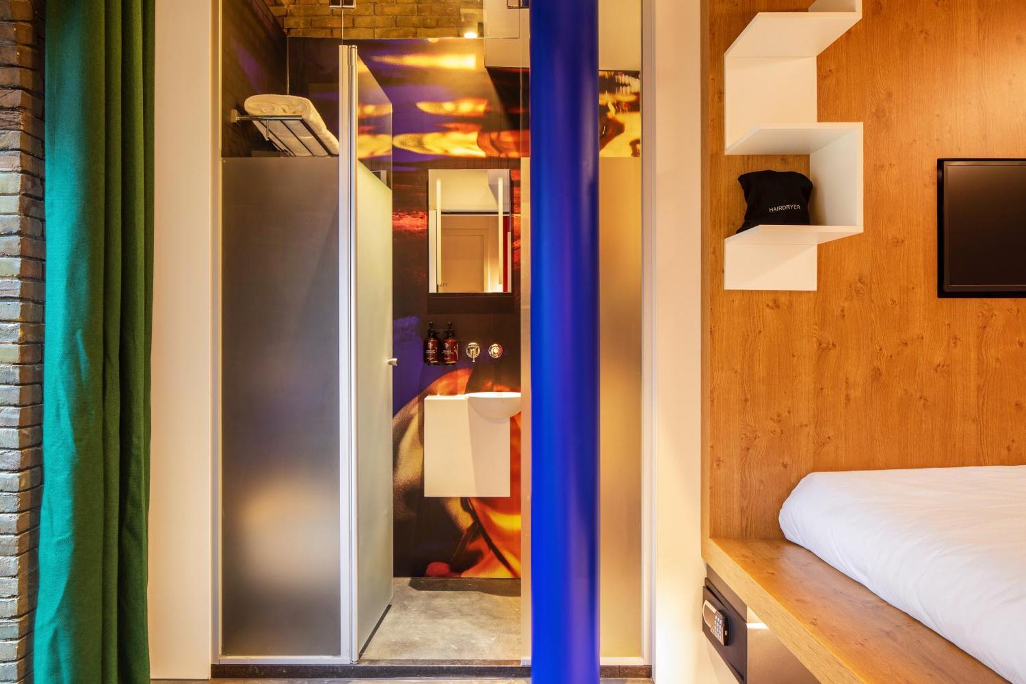 Bunk Hostel Амстердам Екстериор снимка