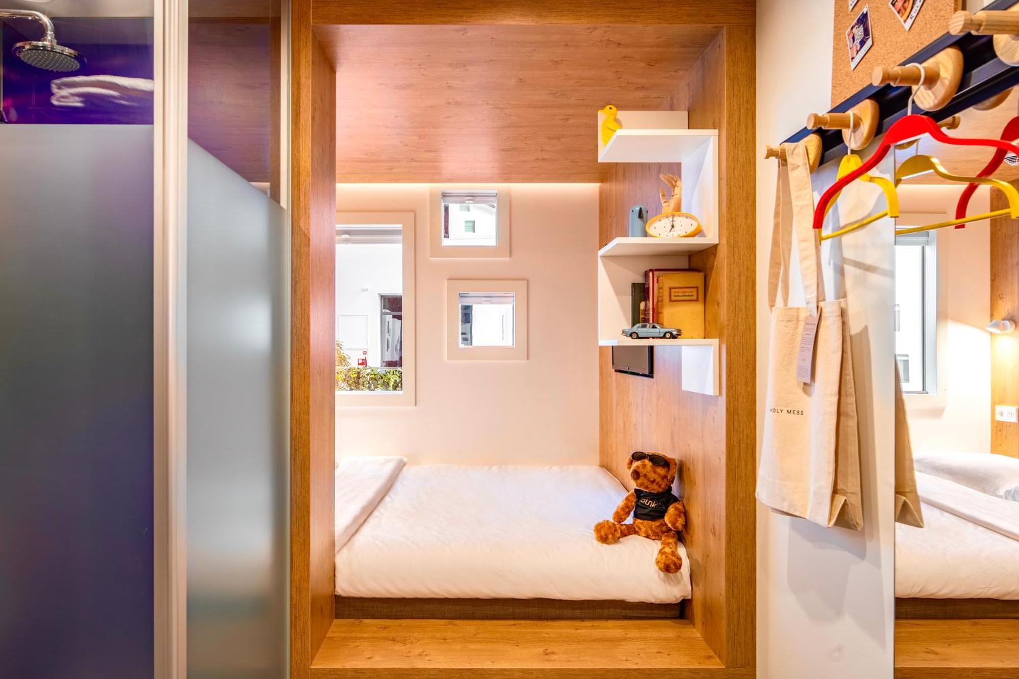 Bunk Hostel Амстердам Екстериор снимка